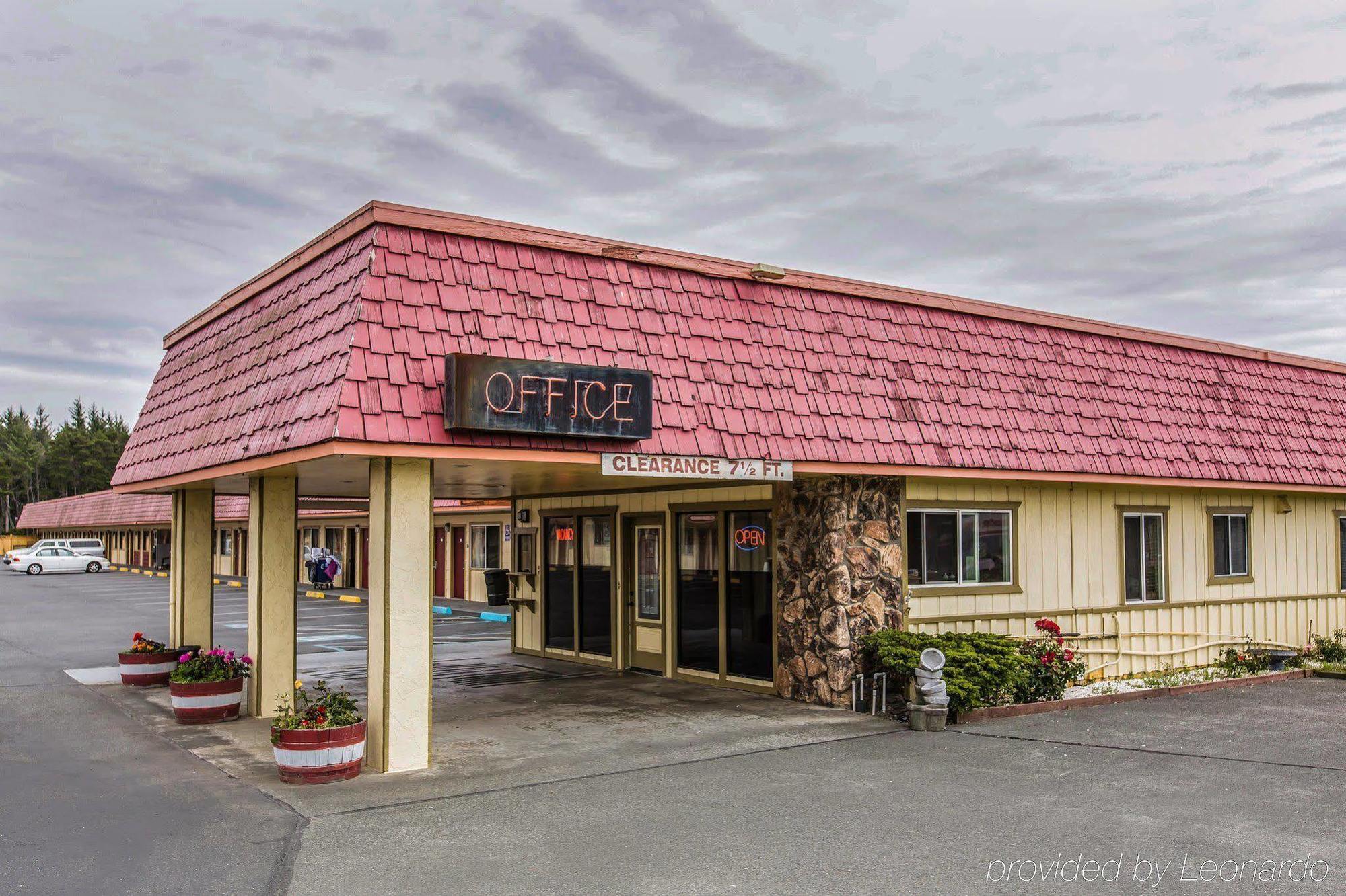 Westward Inn Crescent City Exterior photo